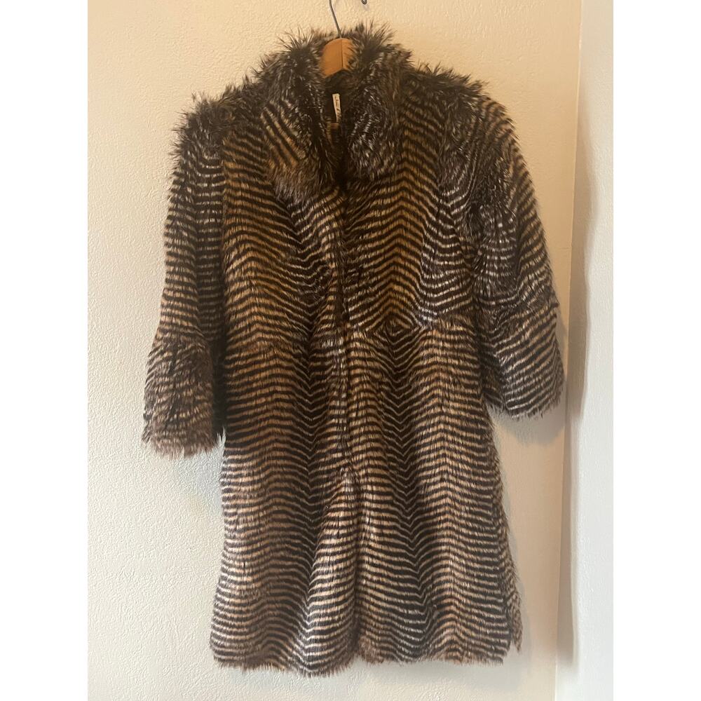 Women's Willow and Clay 3/4 Sleeve Chic Faux Fur Winter Fall Coat Jacket Size S